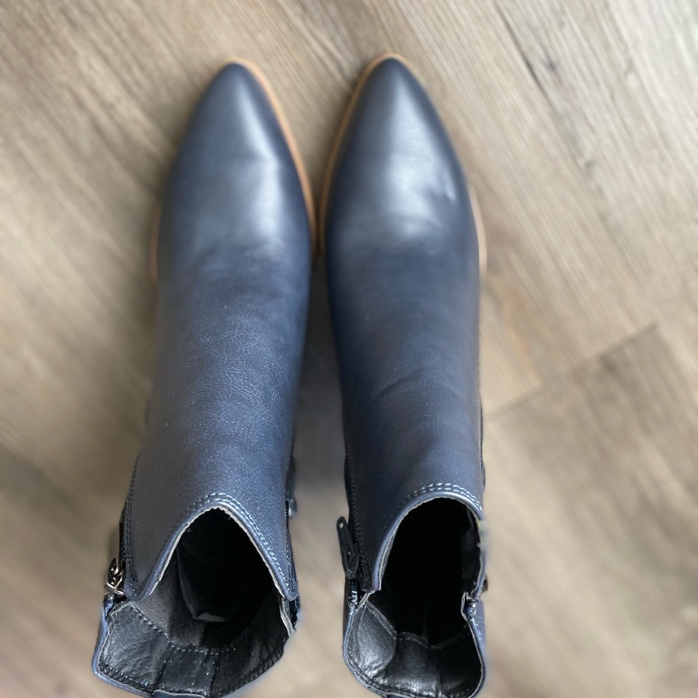 Sleek Navy Ankle Boots